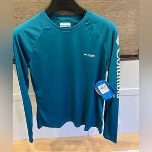 Medium blue Columbia shirt